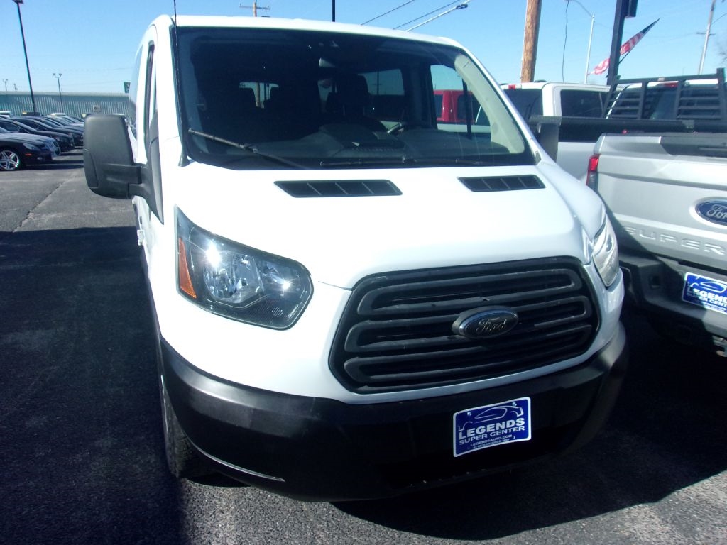 Ford Transit 150 Wagon Low Roof XL 60/40 Pass. 130-in. WB 2018