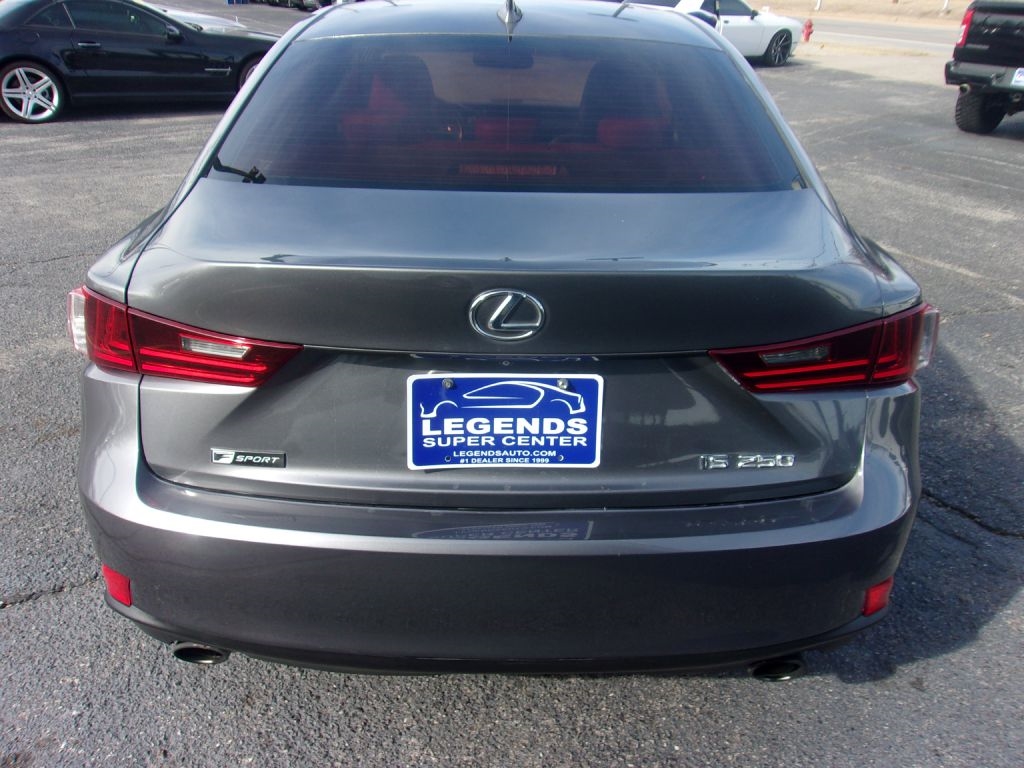 Lexus IS 250 RWD 2015