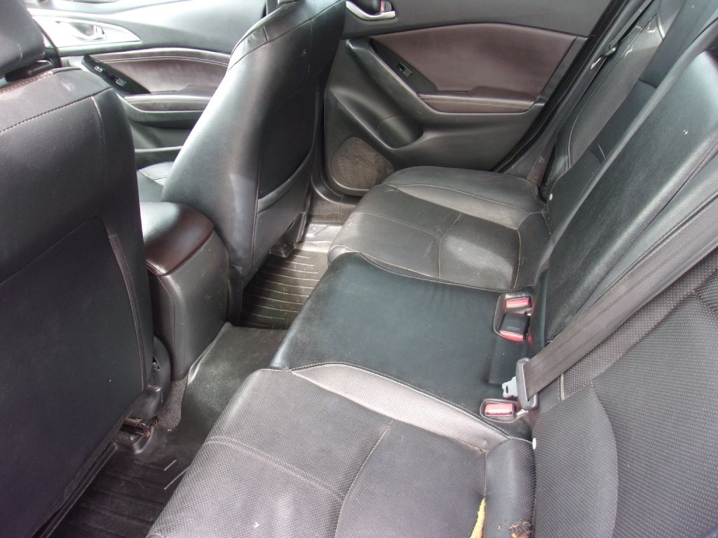 Mazda MAZDA3 s Grand Touring AT 4-Door 2017