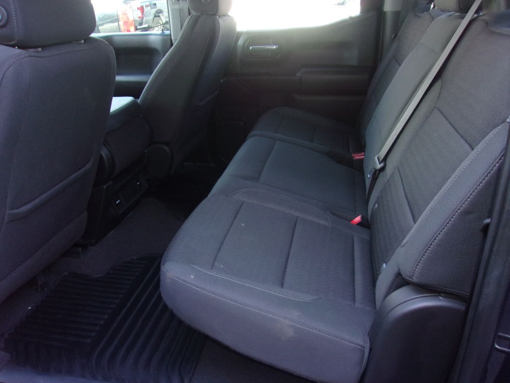 Chevrolet Silverado 1500 Custom Crew Cab 2WD 2023