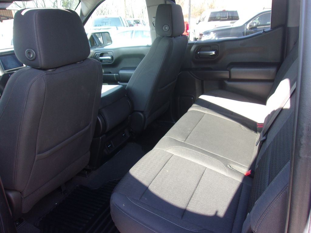 Chevrolet Silverado 1500 Custom Crew Cab 2WD 2023