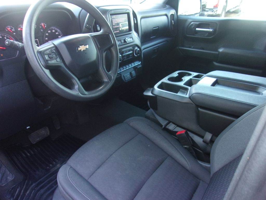 Chevrolet Silverado 1500 Custom Crew Cab 2WD 2023