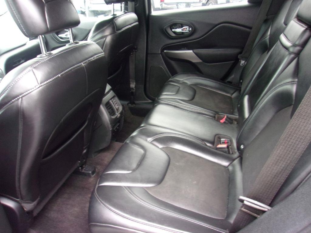 Jeep Cherokee Latitude Plus FWD 2019