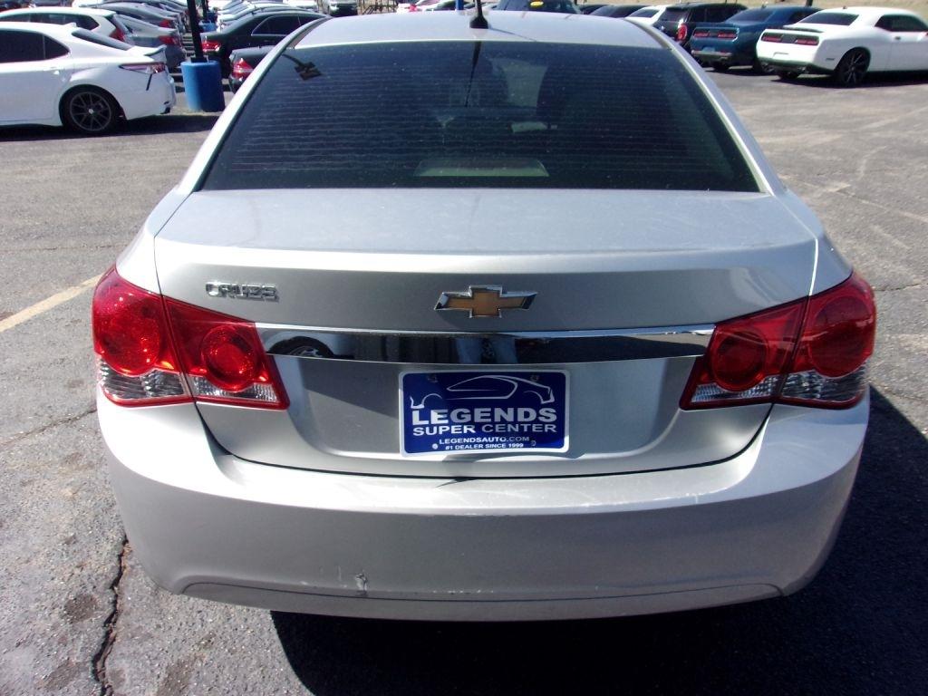 Chevrolet Cruze 2LS 2011