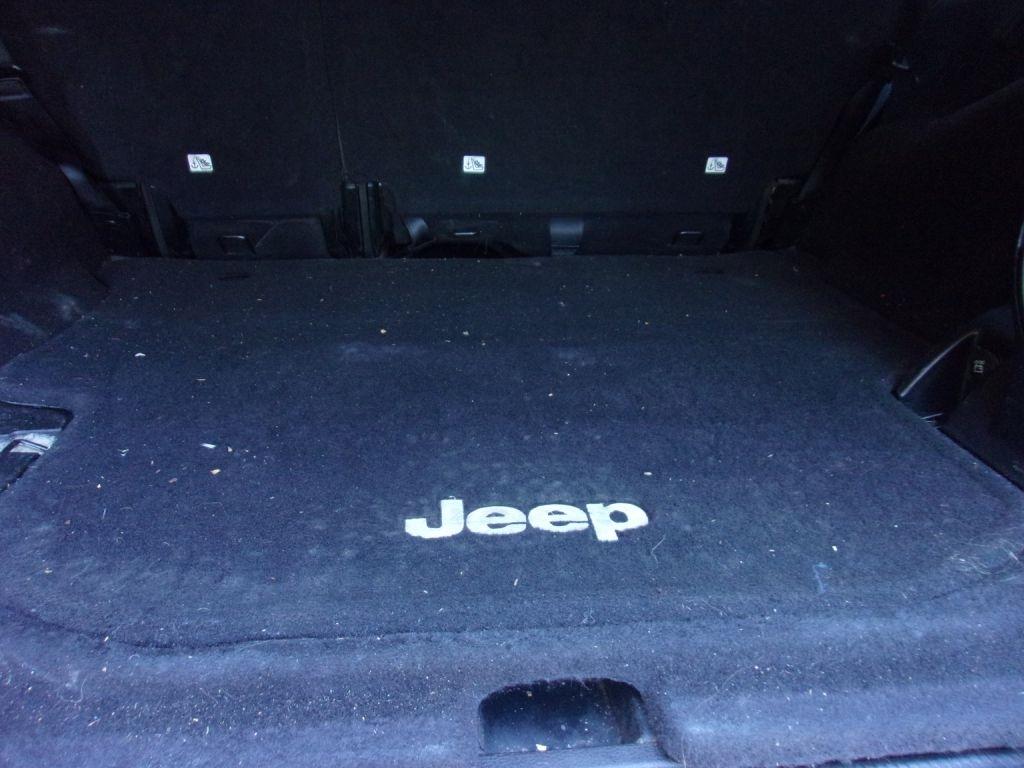 Jeep Wrangler Unlimited Sahara 4WD 2014