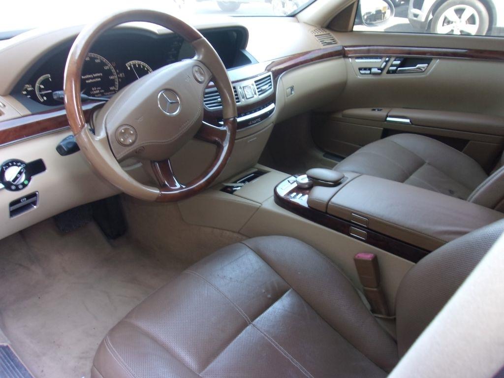 Mercedes-Benz S-Class S550 4MATIC 2009
