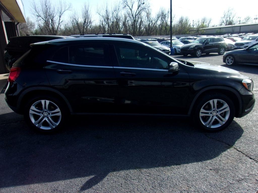 Mercedes-Benz GLA-Class GLA250 2017