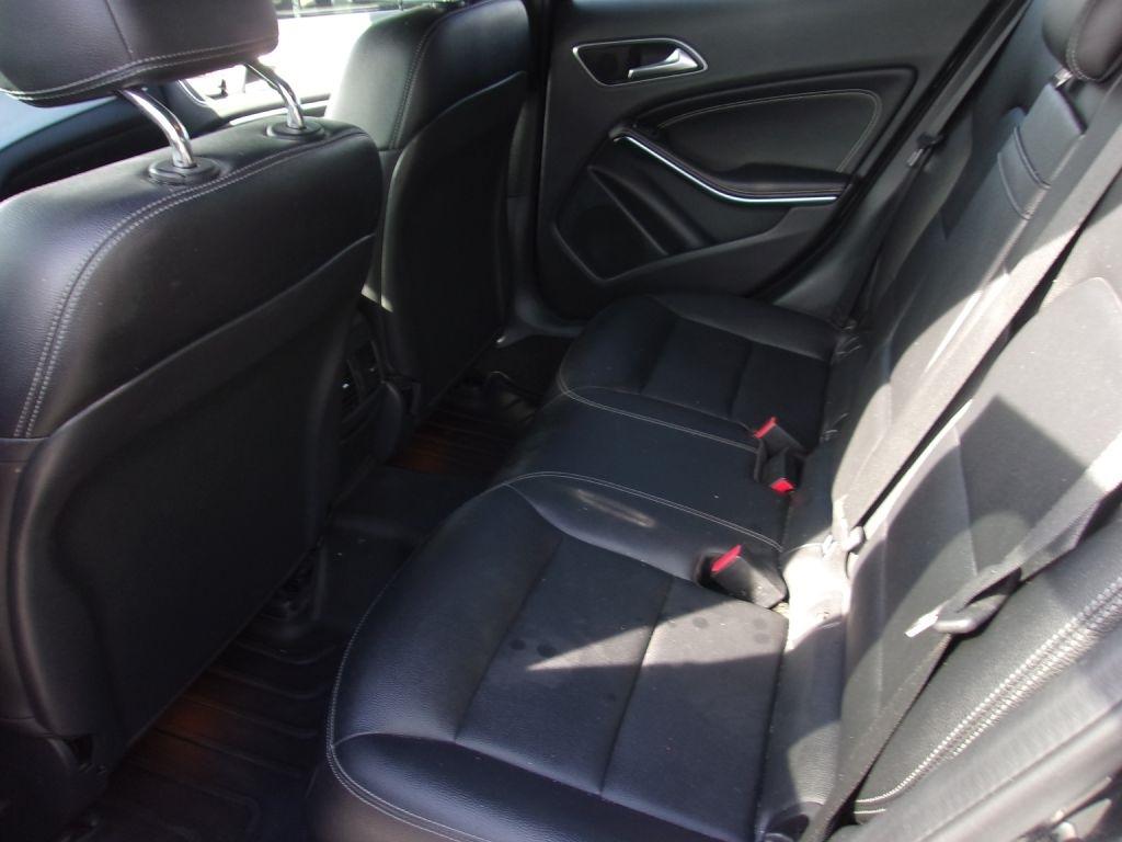 Mercedes-Benz GLA-Class GLA250 2017