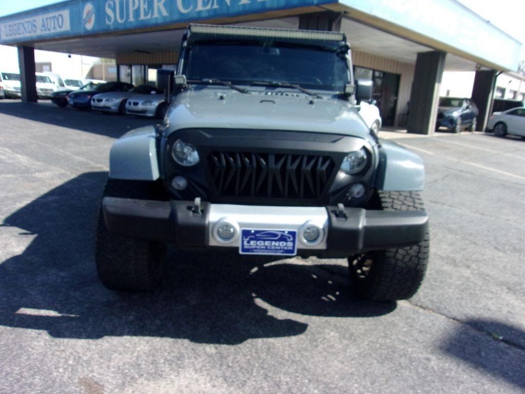 Jeep Wrangler Unlimited Sahara 4WD 2015