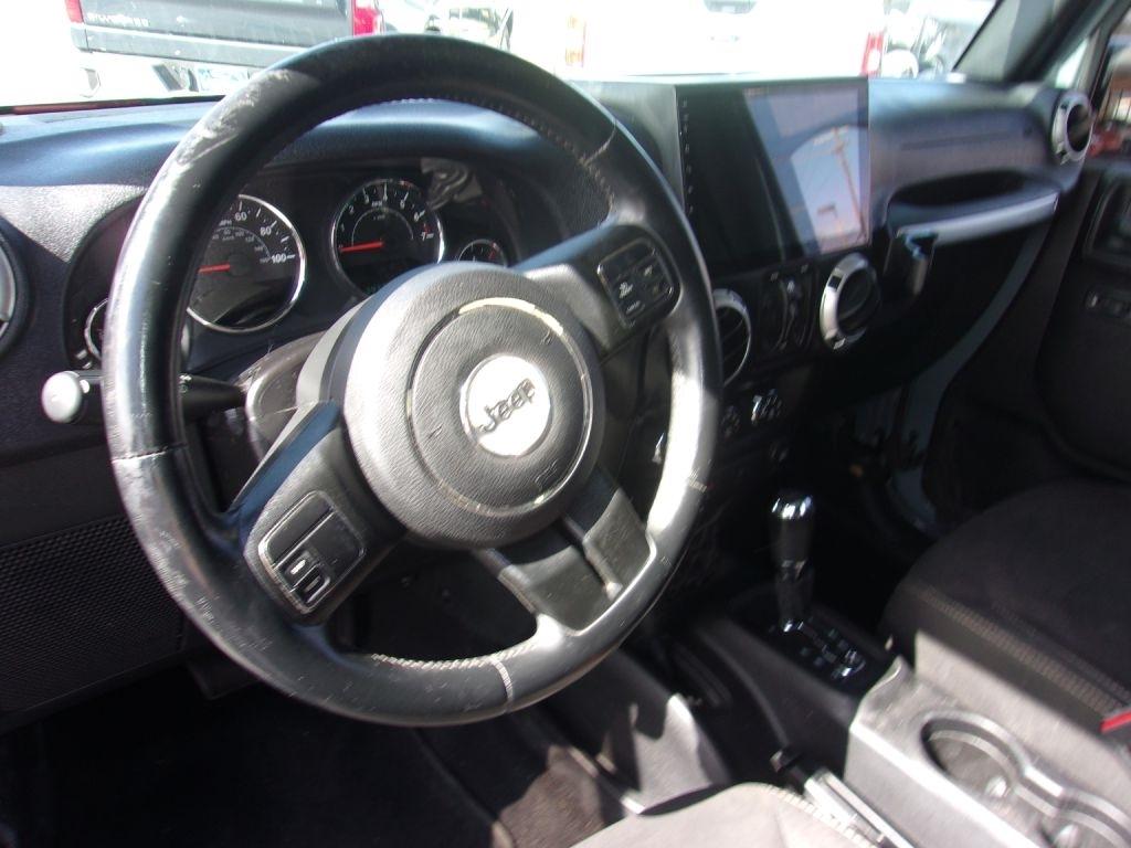 Jeep Wrangler Unlimited Sahara 4WD 2015