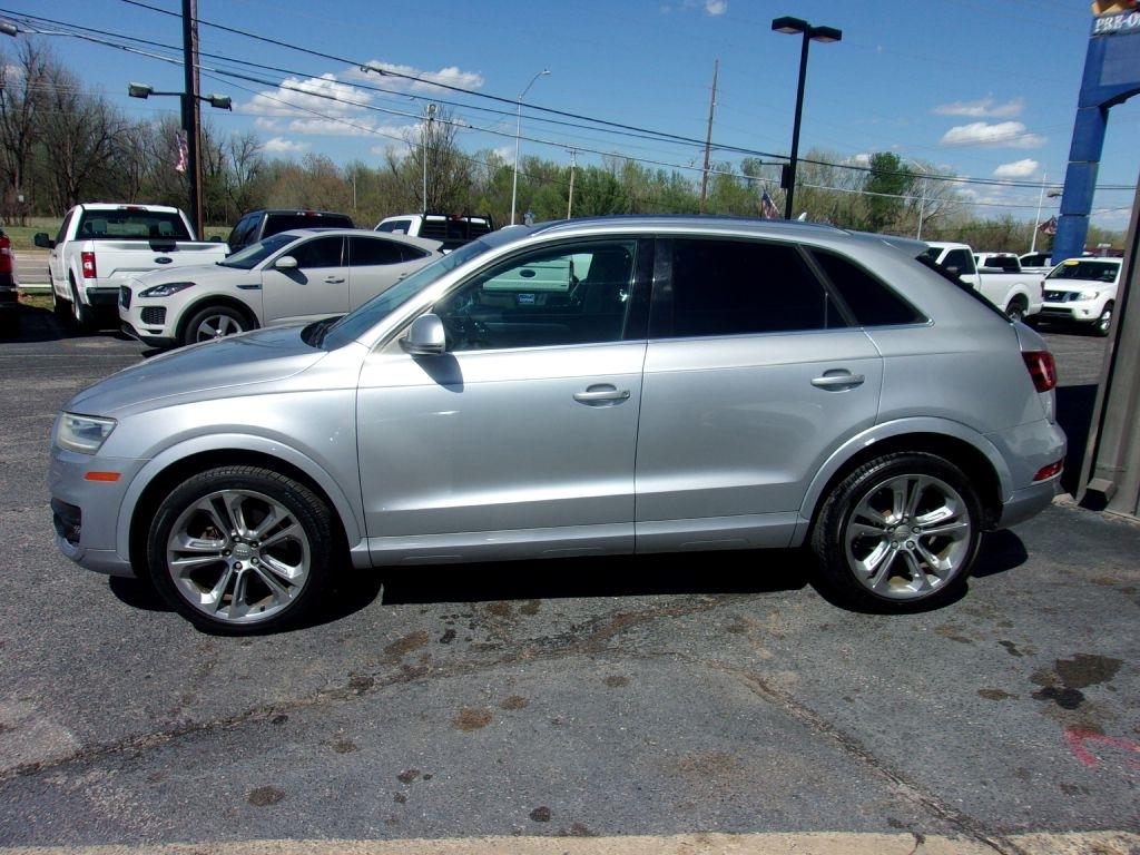 Audi Q3 2.0T quattro Premium Plus 2015
