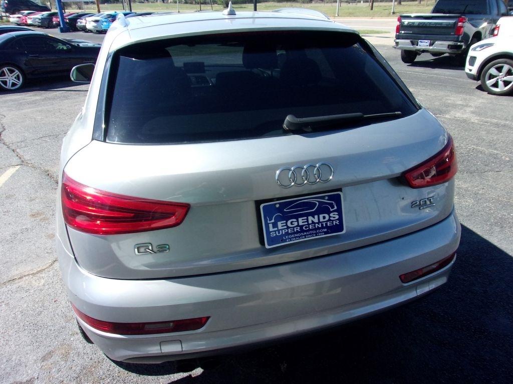 Audi Q3 2.0T quattro Premium Plus 2015