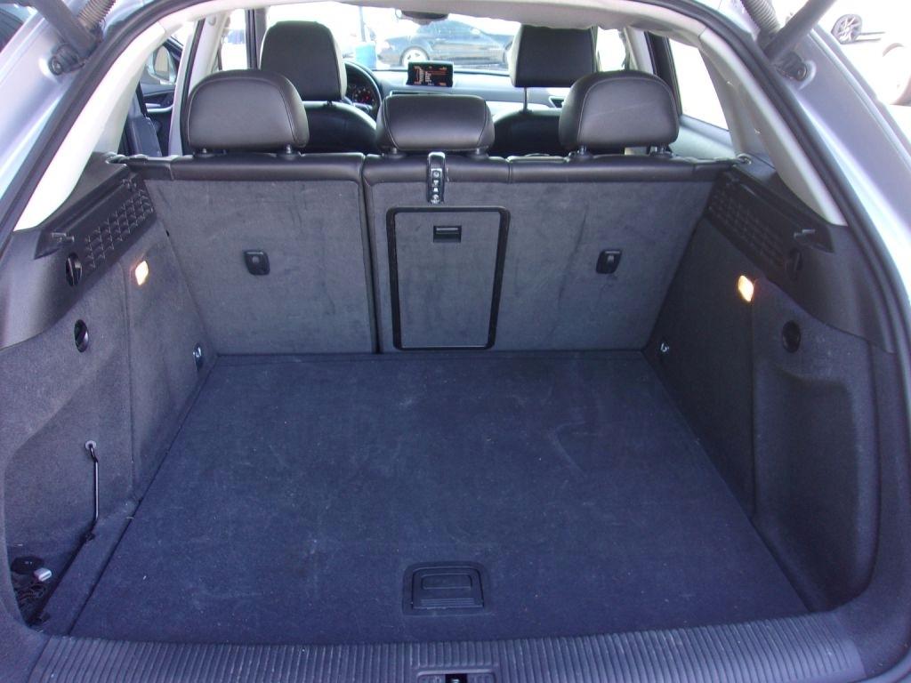 Audi Q3 2.0T quattro Premium Plus 2015