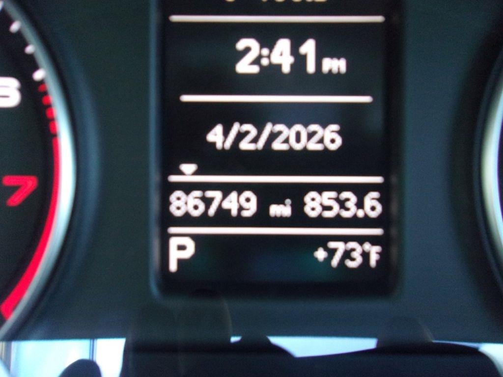 Audi Q3 2.0T quattro Premium Plus 2015