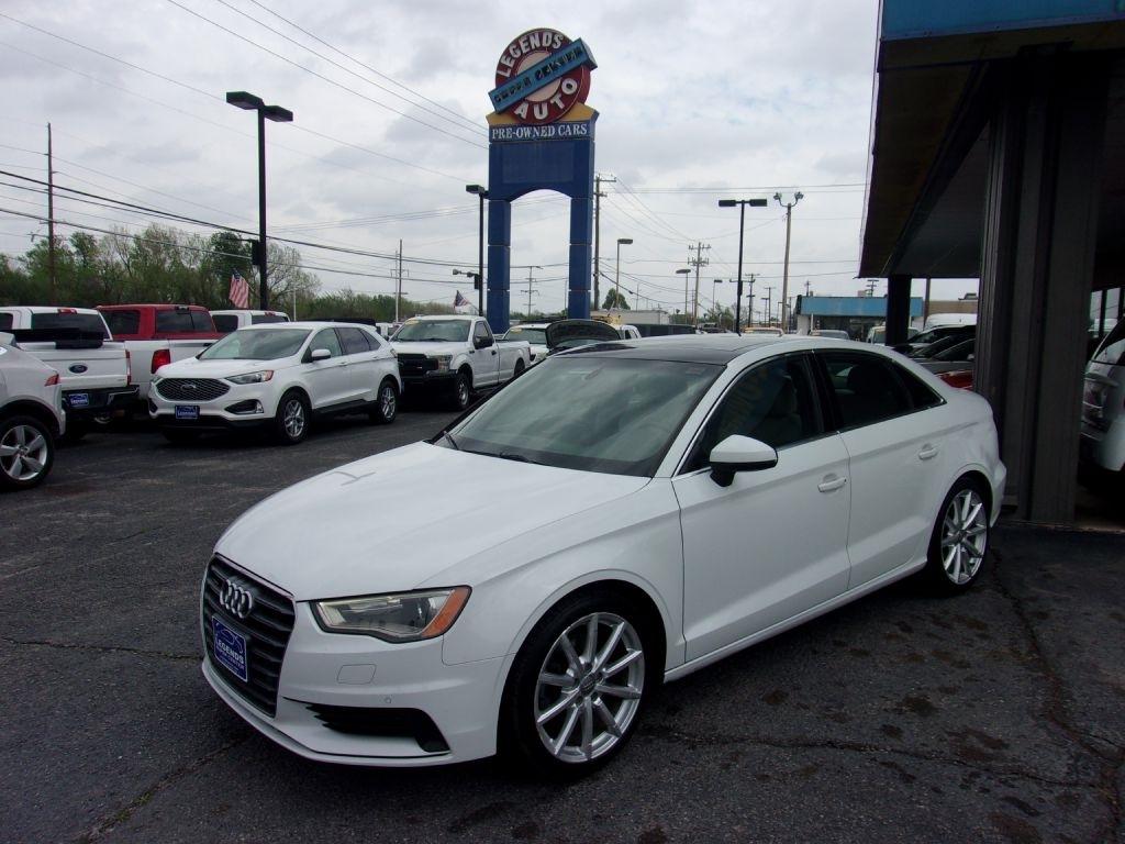 Audi A3 2.0T Premium Sedan quattro S tronic 2015