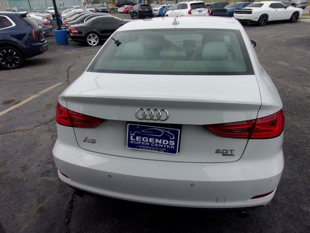 Audi A3 2.0T Premium Sedan quattro S tronic 2015