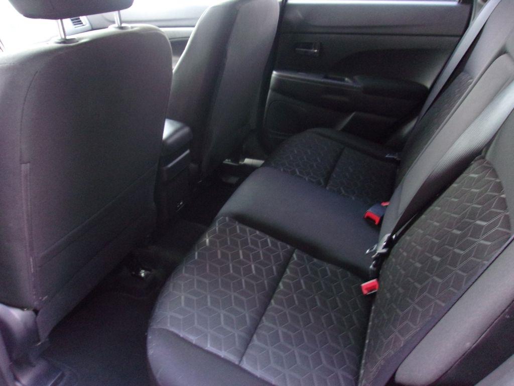 Mitsubishi Outlander Sport 2.0 ES CVT 2022