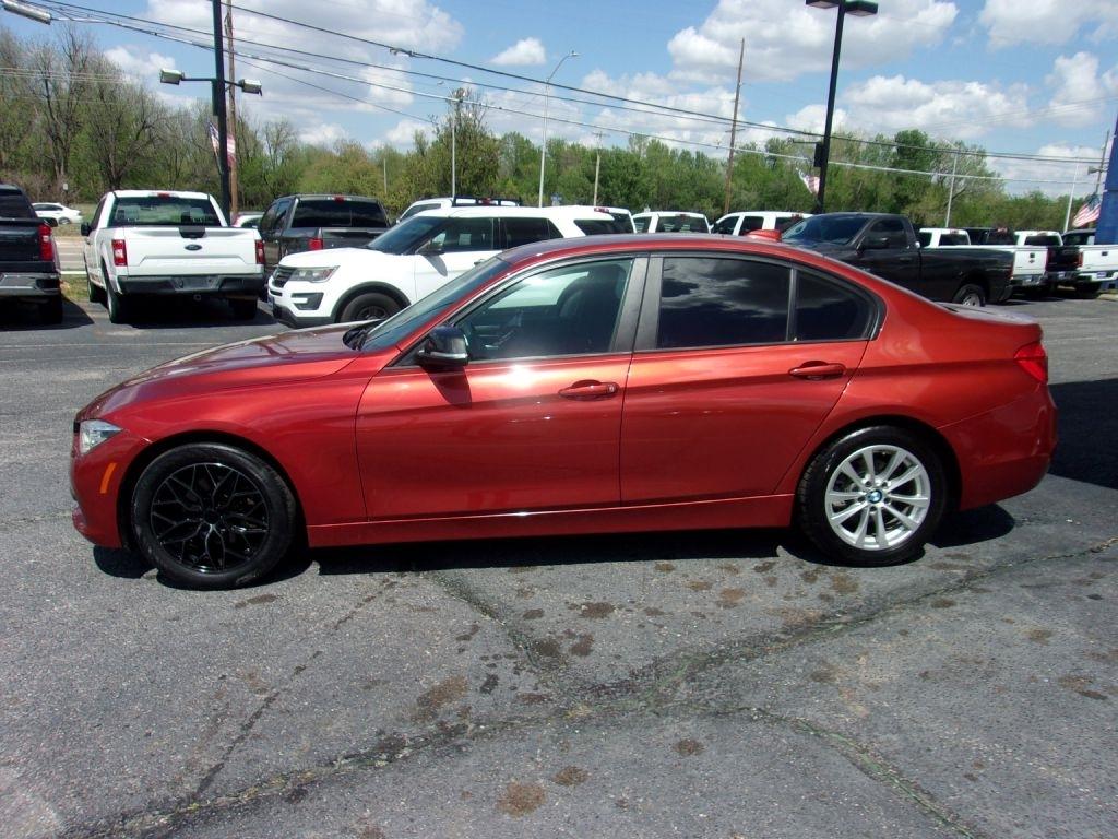 BMW 3-Series 320i Sedan 2018