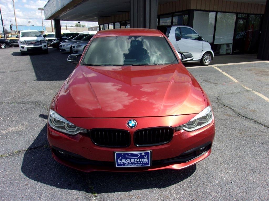 BMW 3-Series 320i Sedan 2018