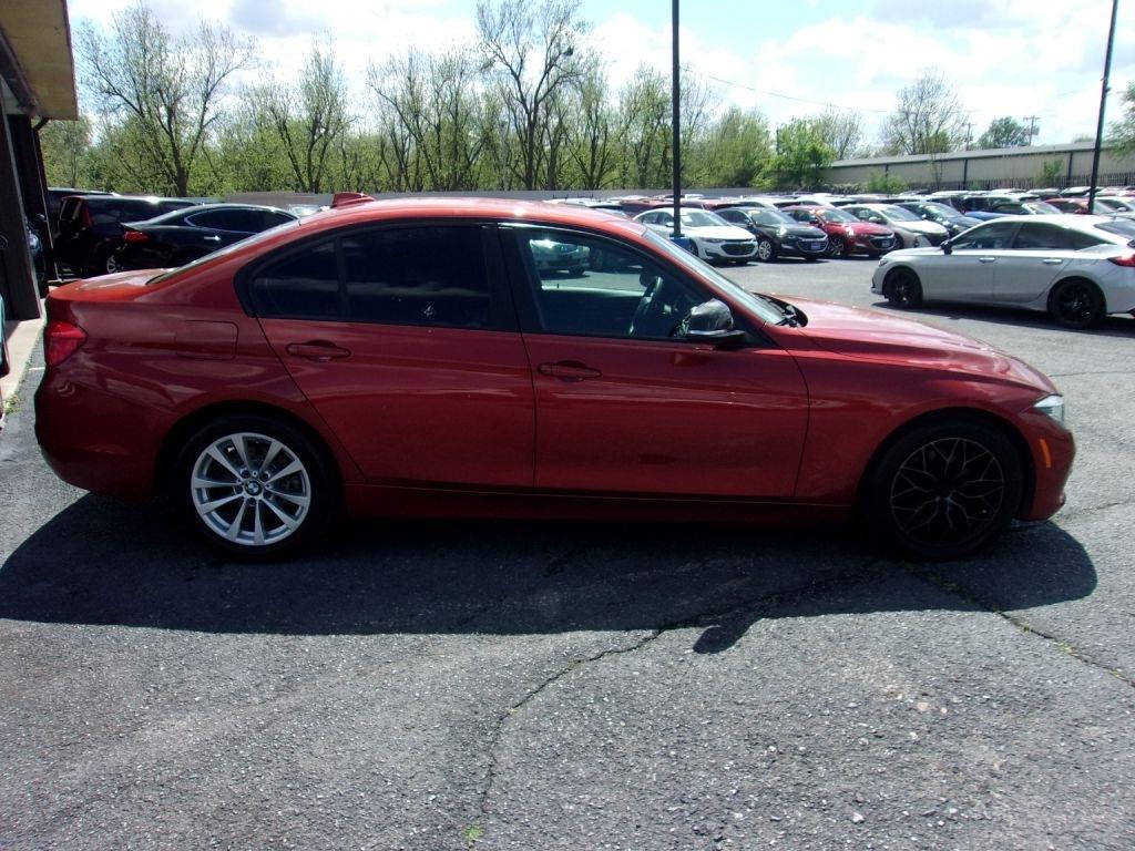 BMW 3-Series 320i Sedan 2018