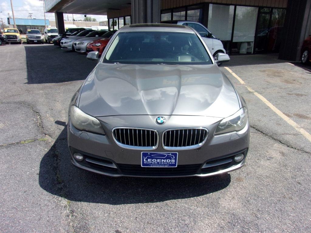 BMW 5-Series 528i xDrive 2016