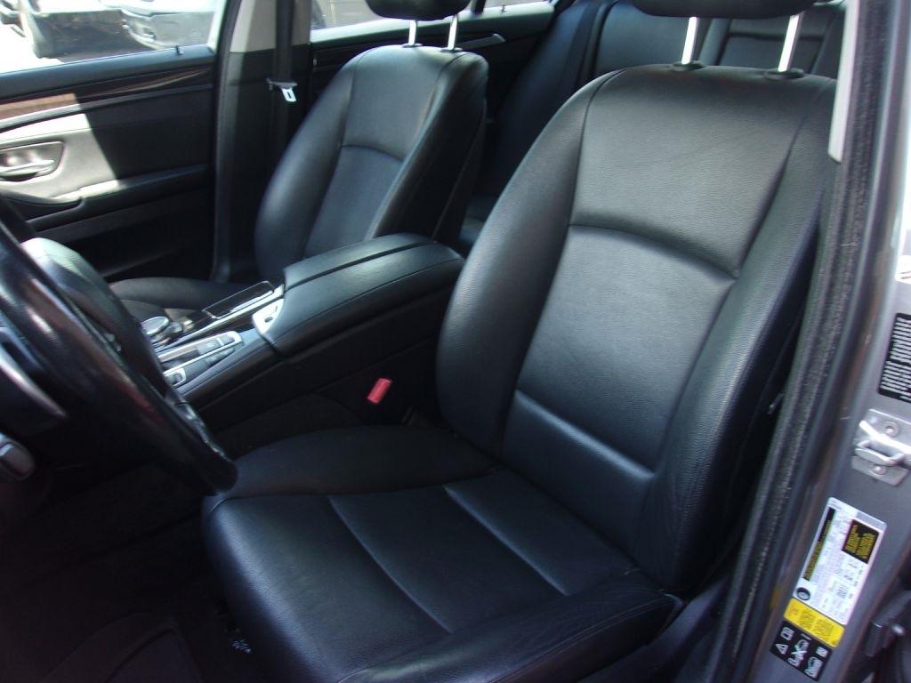 BMW 5-Series 528i xDrive 2016