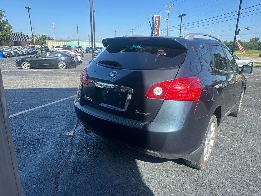 Nissan Rogue S AWD 2012