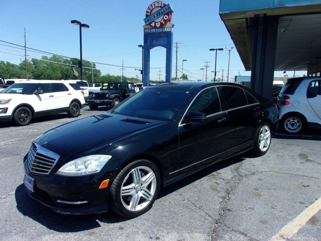 Mercedes-Benz S-Class S550 2013