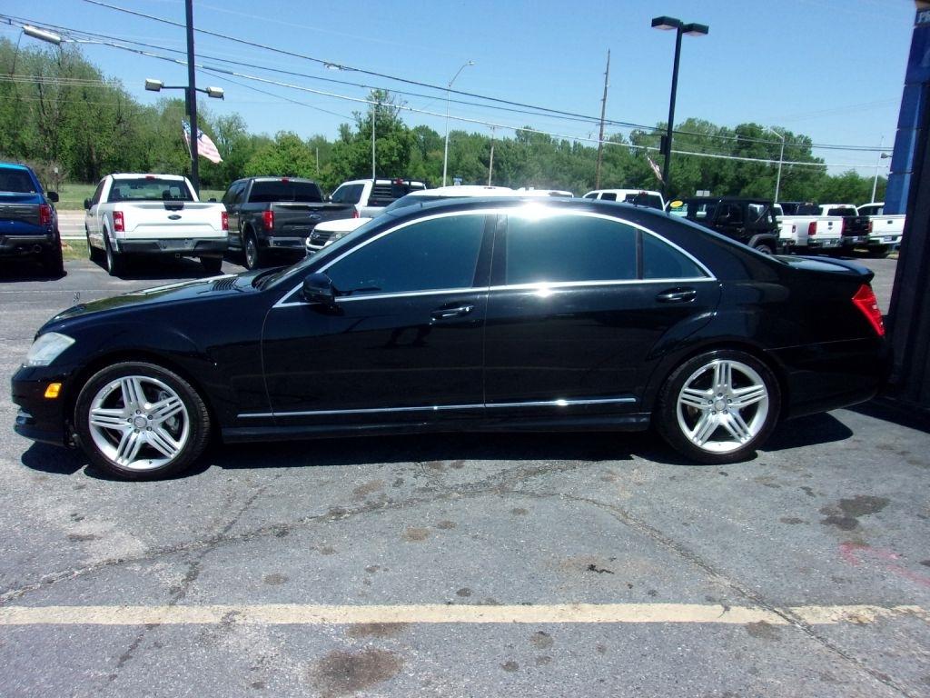 Mercedes-Benz S-Class S550 2013