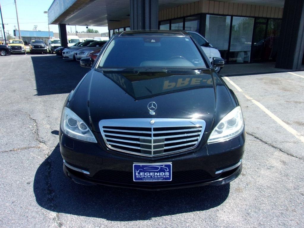 Mercedes-Benz S-Class S550 2013