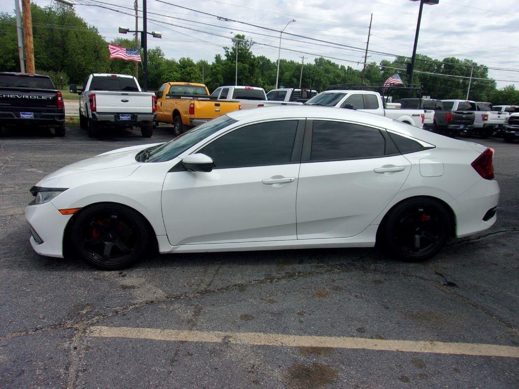 Honda Civic LX Sedan 6MT 2019