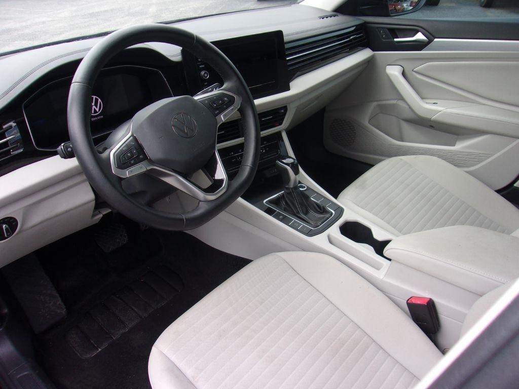 Volkswagen Jetta S 2025