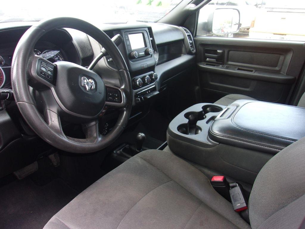 RAM 3500 Tradesman Crew Cab 4WD DRW 2021