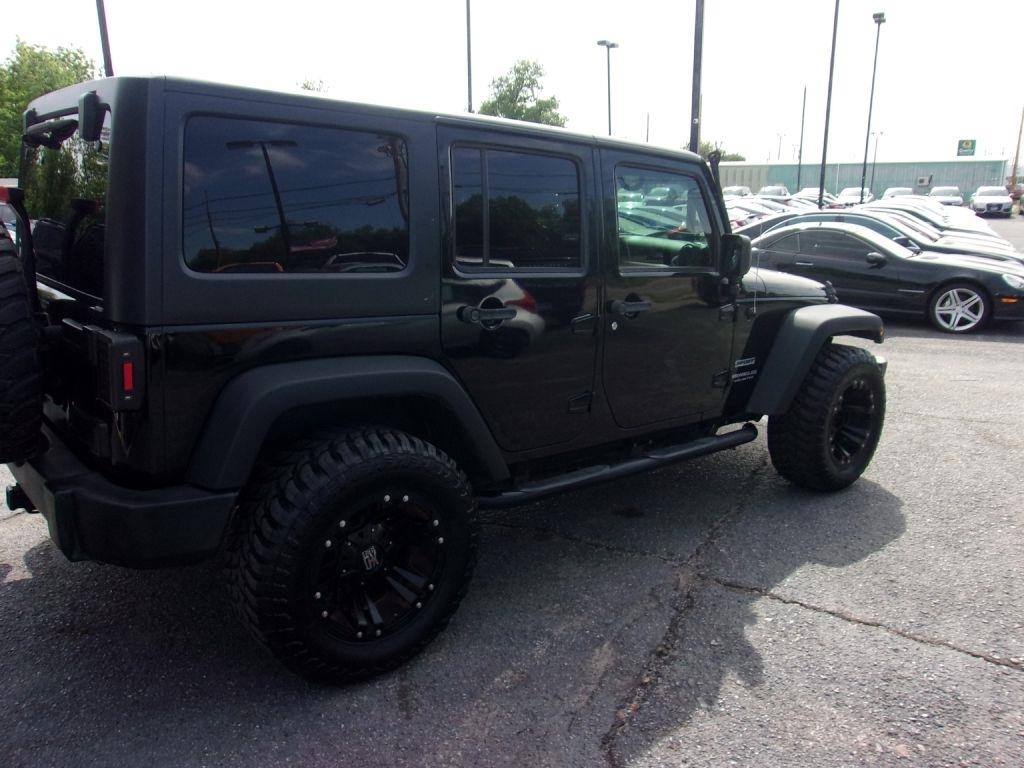 Jeep Wrangler Unlimited Sport 4WD 2017