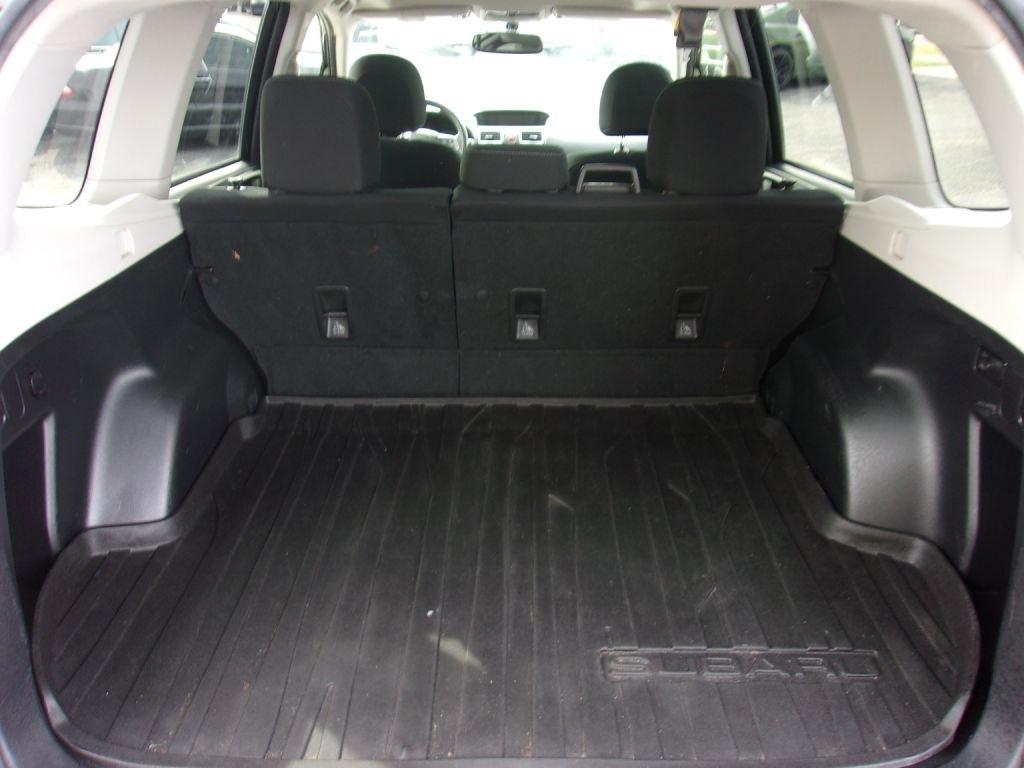Subaru Forester 2.5i Premium PZEV CVT 2016