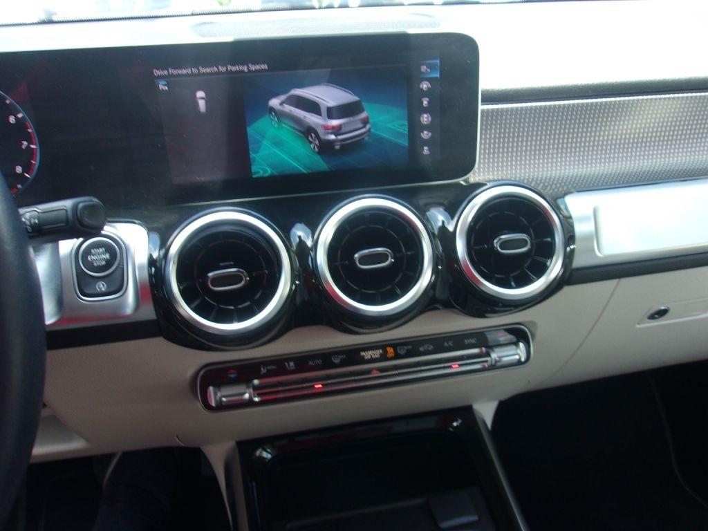 Mercedes-Benz GLB-Class GLB 250 2021