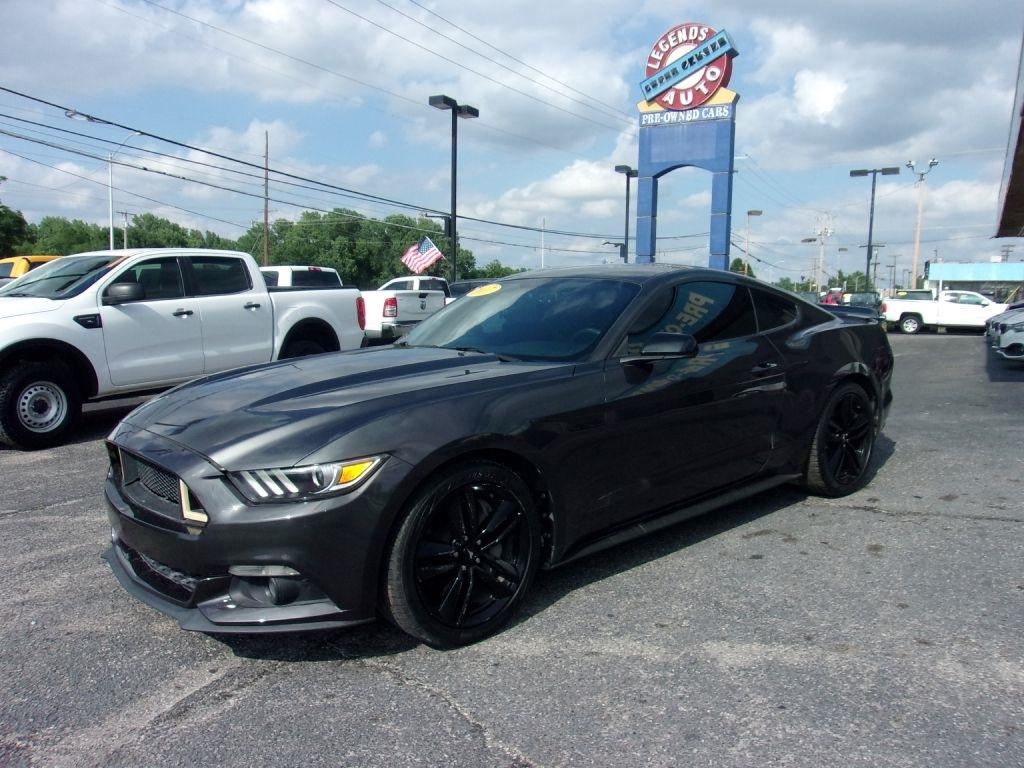 Ford Mustang EcoBoost Coupe 2017