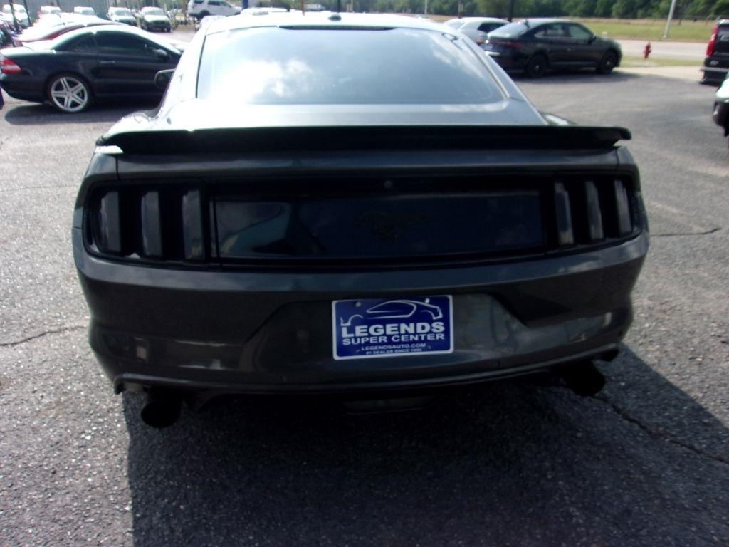 Ford Mustang EcoBoost Coupe 2017