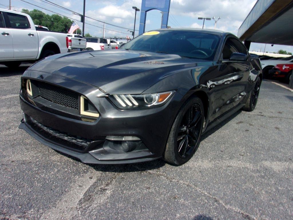 Ford Mustang EcoBoost Coupe 2017