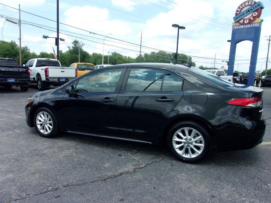 Toyota Corolla LE 2022