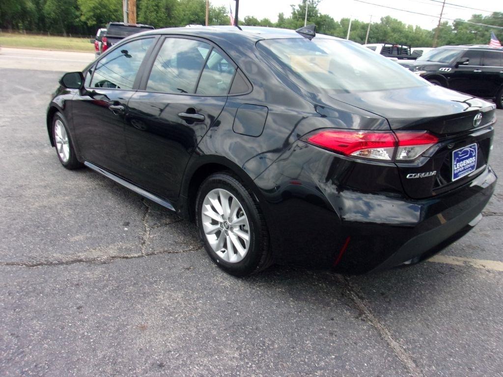 Toyota Corolla LE 2022