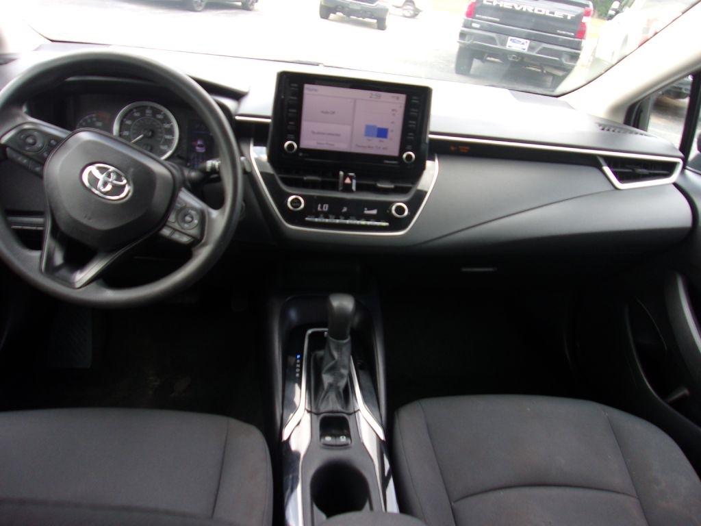 Toyota Corolla LE 2022