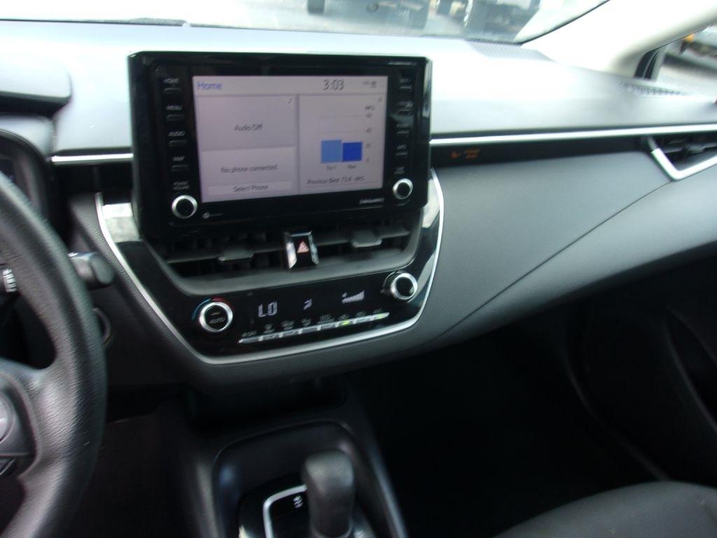 Toyota Corolla LE 2022