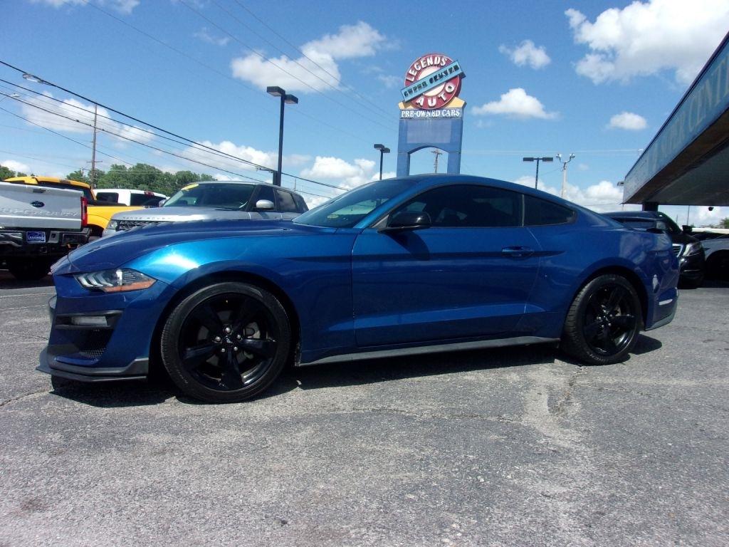 Ford Mustang EcoBoost Coupe 2022