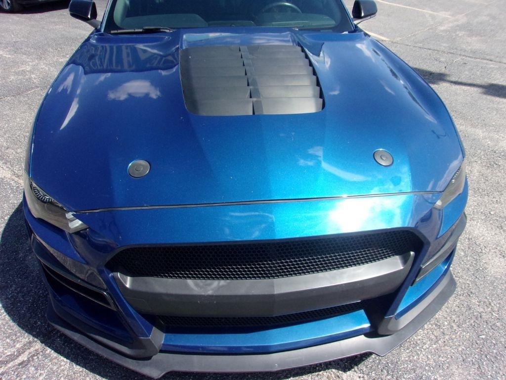 Ford Mustang EcoBoost Coupe 2022