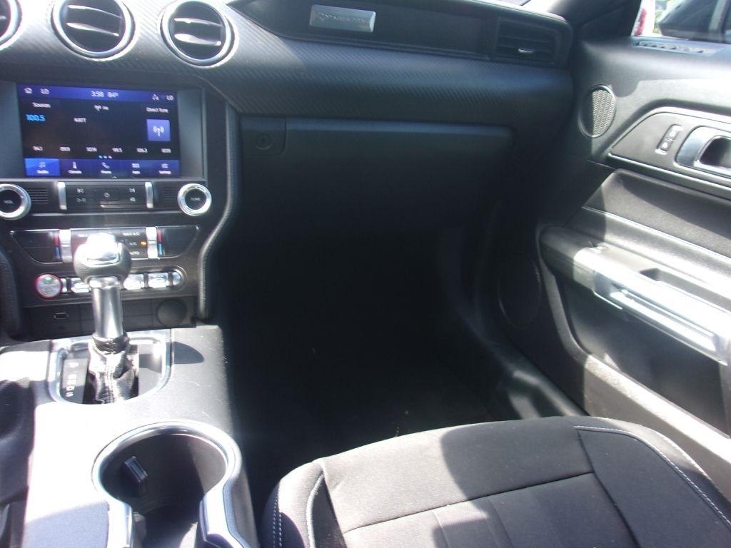 Ford Mustang EcoBoost Coupe 2022