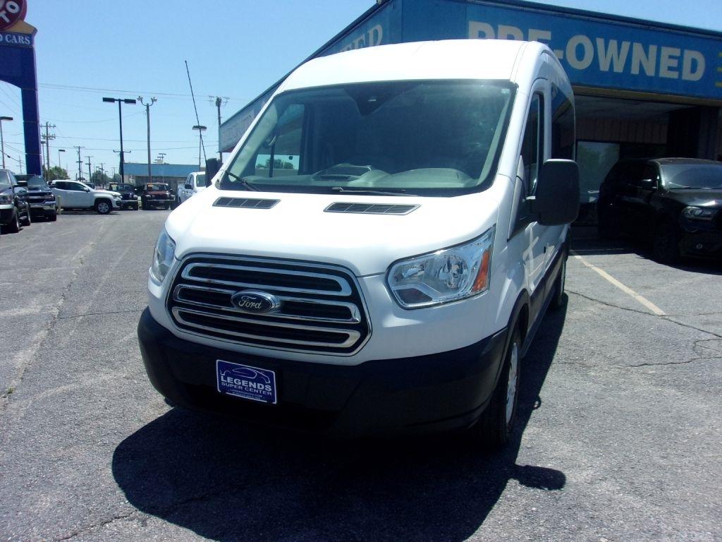 Ford Transit 150 Wagon Med. Roof XL w/Sliding Pass. 130-in. WB 2019