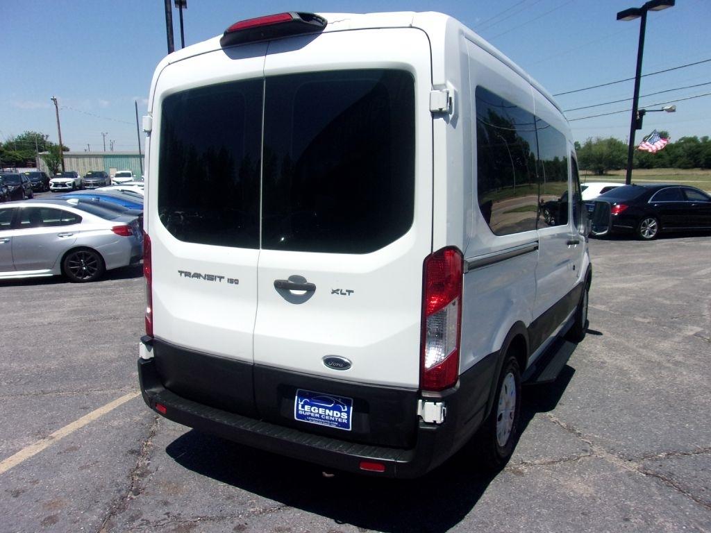 Ford Transit 150 Wagon Med. Roof XL w/Sliding Pass. 130-in. WB 2019