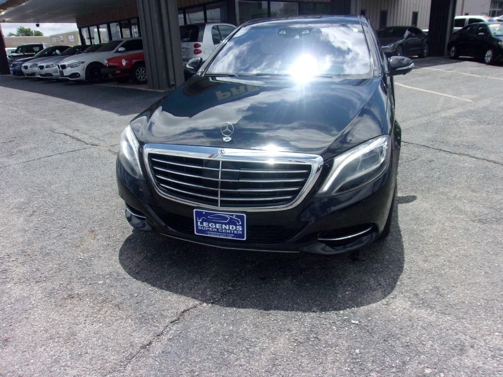 Mercedes-Benz S-Class S550 2015