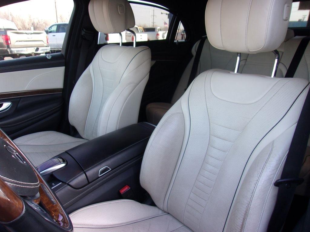 Mercedes-Benz S-Class S550 2015